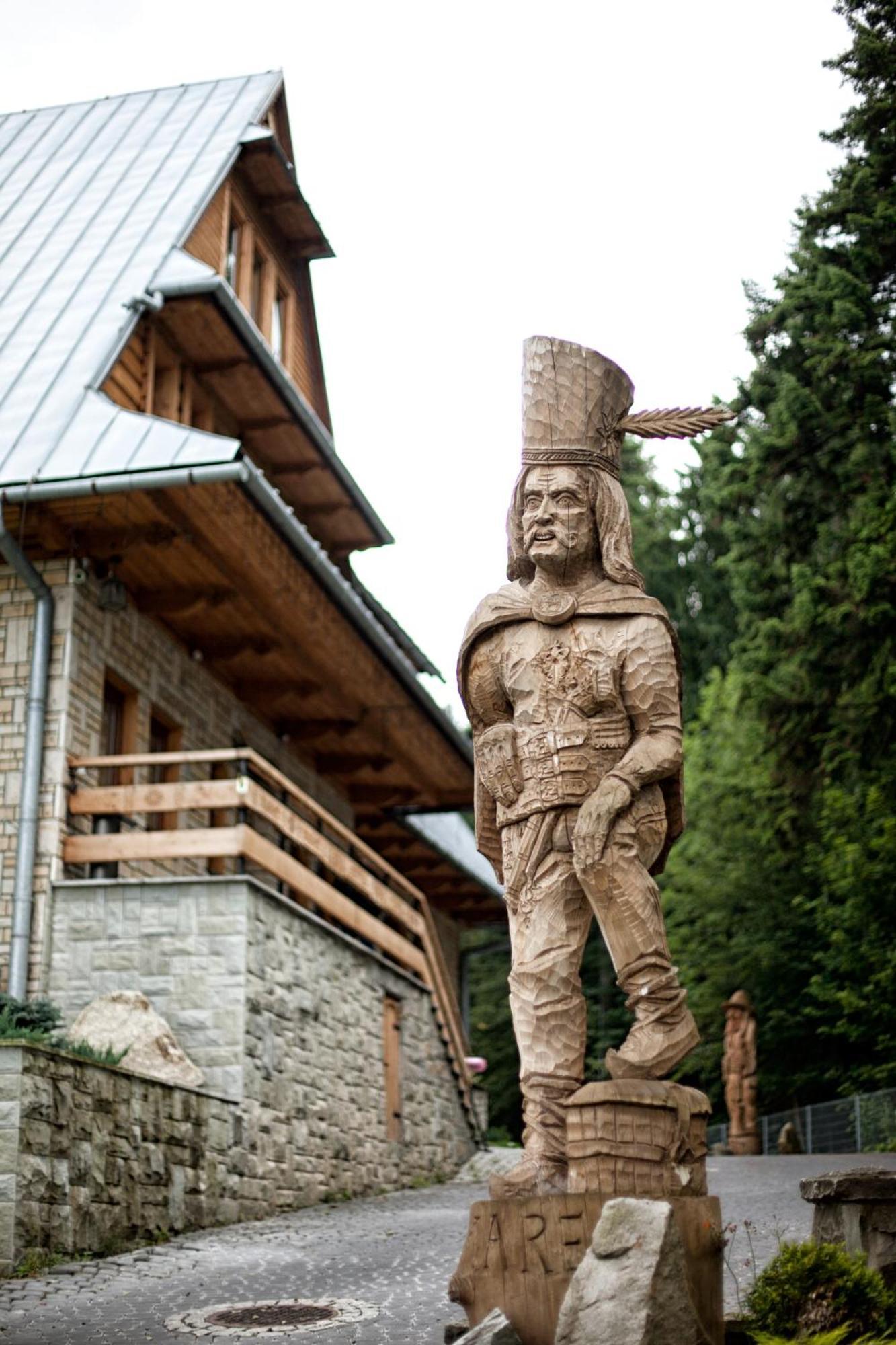 Hotel Dwor Karolowka Zakopane Buitenkant foto