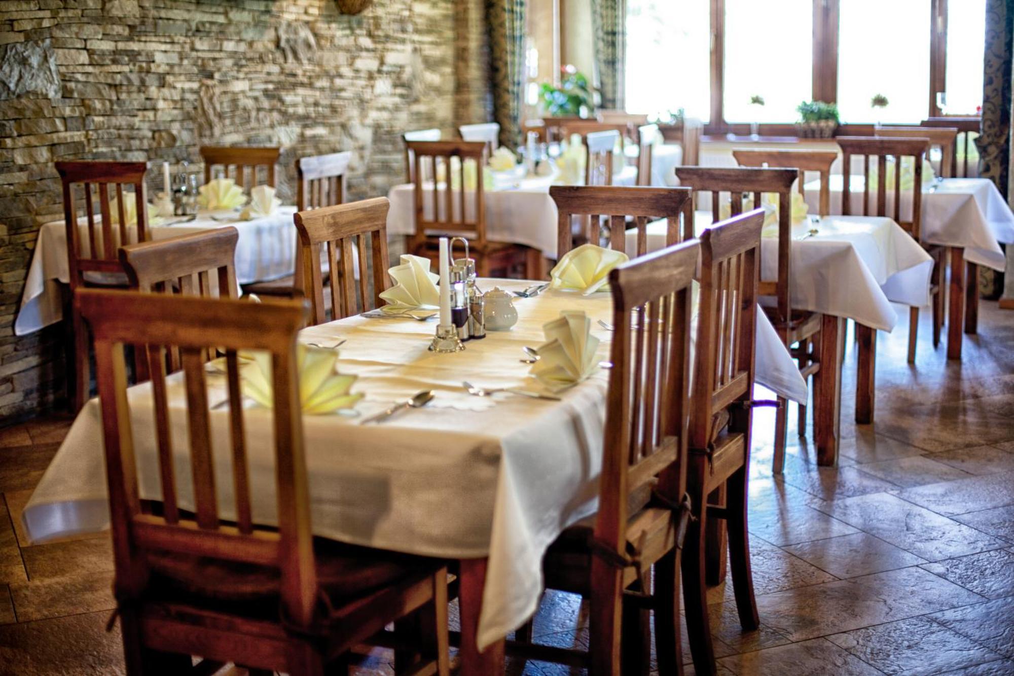 Hotel Dwor Karolowka Zakopane Buitenkant foto