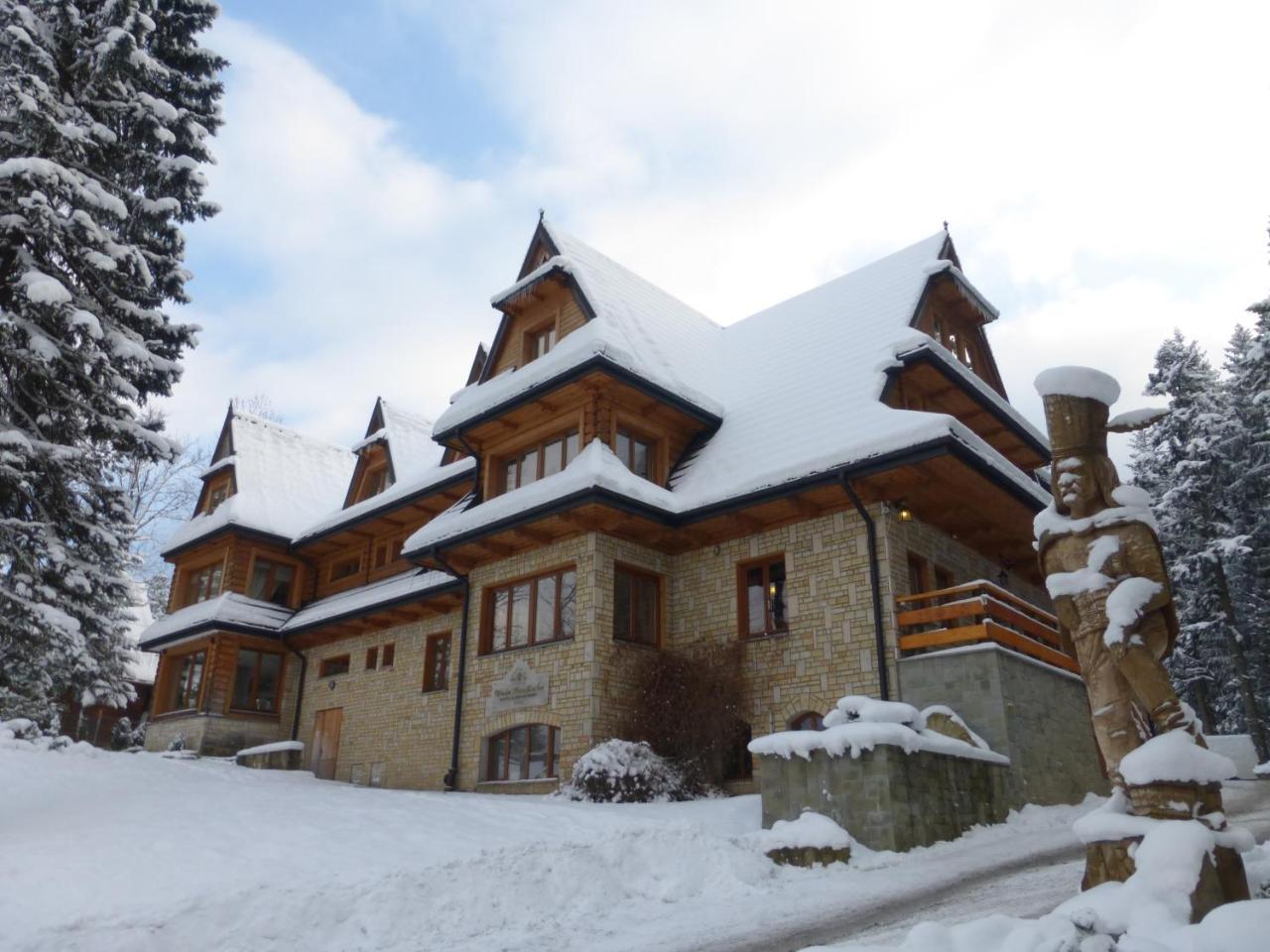 Hotel Dwor Karolowka Zakopane Buitenkant foto
